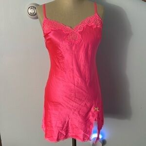 Victoria’s Secret Chemises Slip Pink Lace size Medium